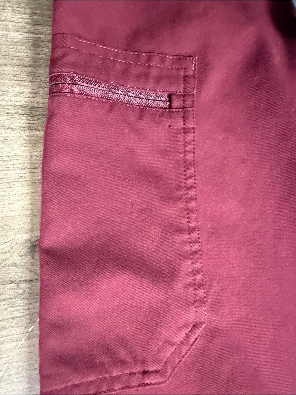 Figs Technical Collection Women’s XS/T Scrubs Bottoms Workwear Maroon